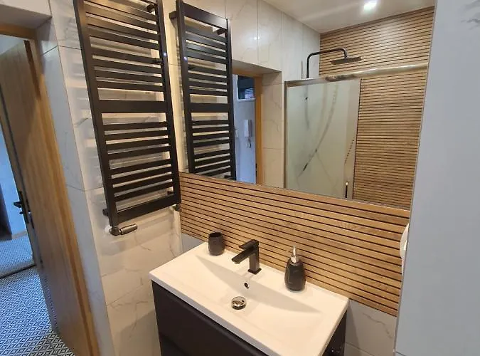 Jdk Legionow 32m2 4-osobowy 公寓